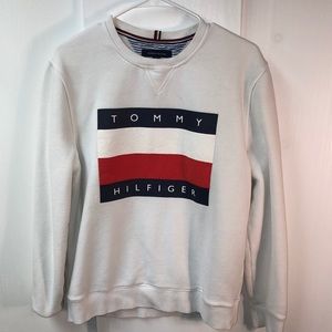Tommy Hilfiger (L) Crew Neck Sweater